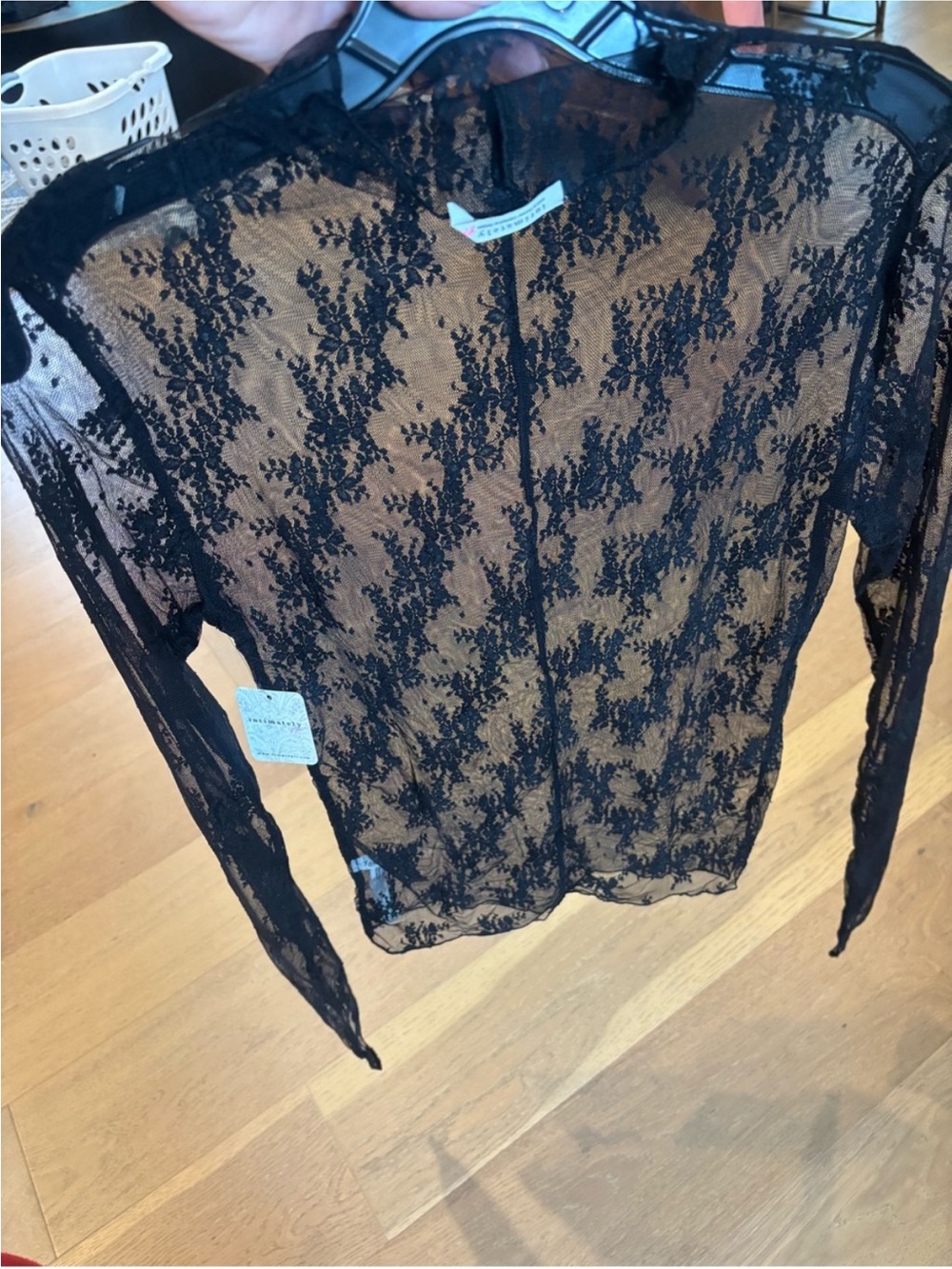 Free People Lady Lux Floral Mesh Layering Top lace Medium NWT Black - Picture 8 of 12
